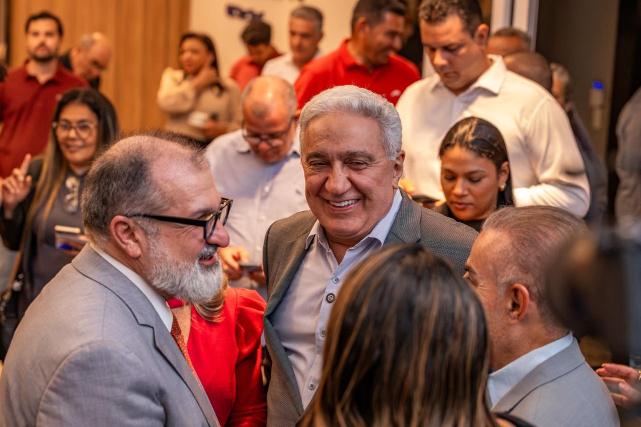 Após articulação de Laurez e Paulo Mourão, Lula anuncia duplicação da BR-010 entre Palmas e Porto Nacional, e mais quatro obras estruturantes no TO